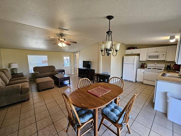 3rd image of 910 La Quinta Blvd #26