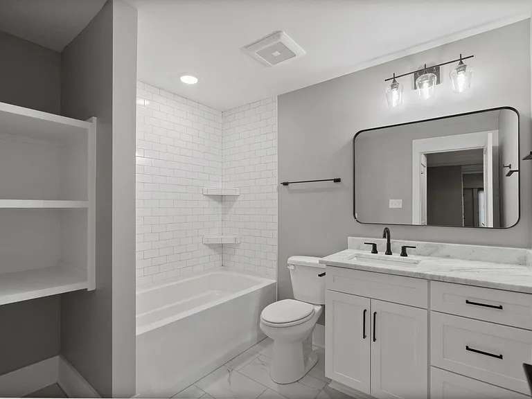 556 N Locust St #111 — Photo 15