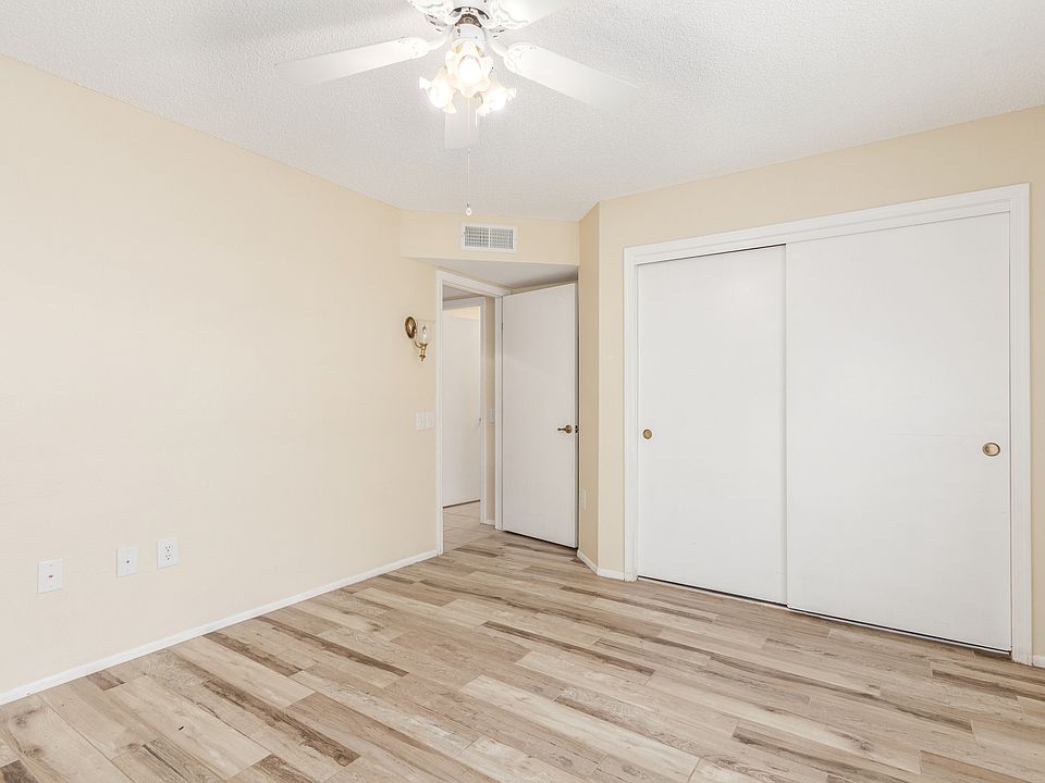 1st image of 17619 N 133rd Dr