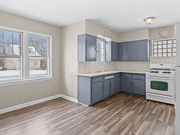 5th image of 5456 Janet Ave