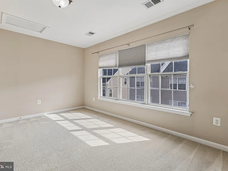 126 Cameron Station Blvd — Photo 18