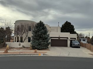 4644 Croyden Ave NW, Albuquerque, NM 87114