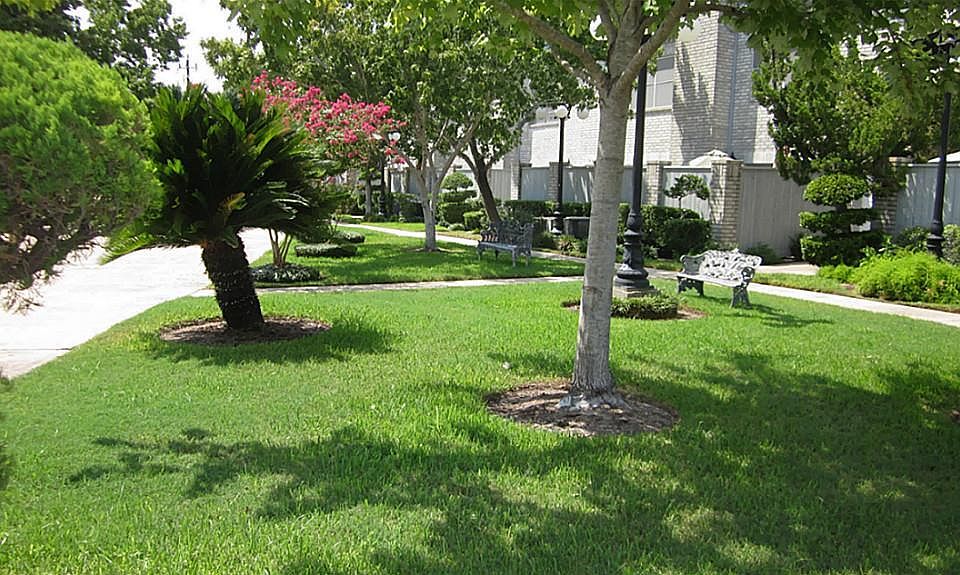 1st image of 532 Wilcrest Dr #532