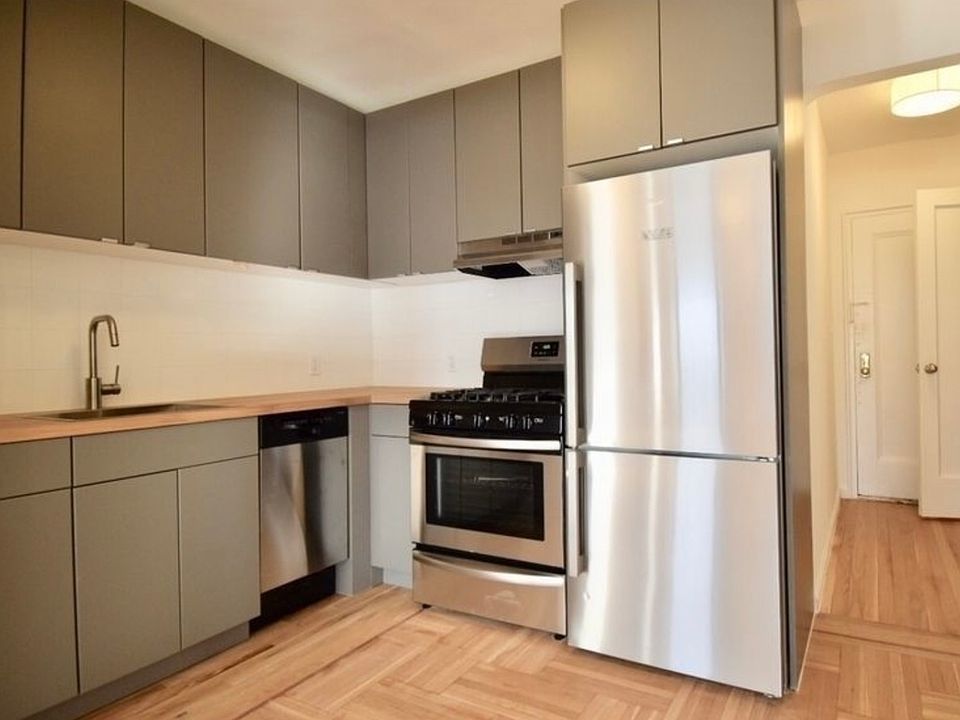 1st image of 200 Haven Ave #1JJ