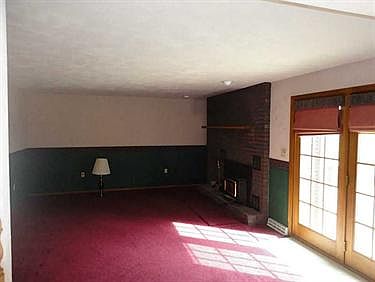 3rd image of 651 Vincent Dr