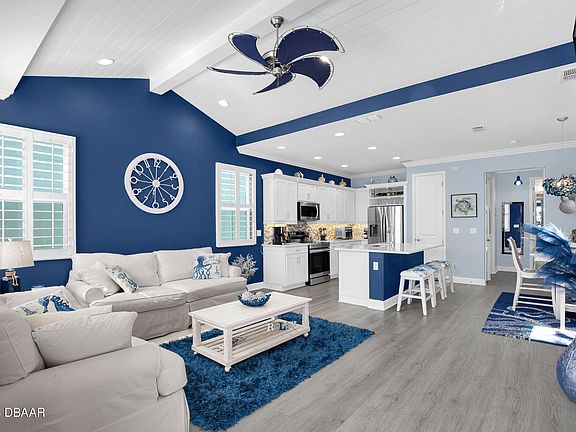 4th image of 506 Landshark Blvd