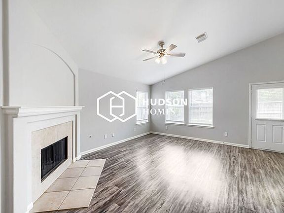 4th image of 2519 Braley Park Ln