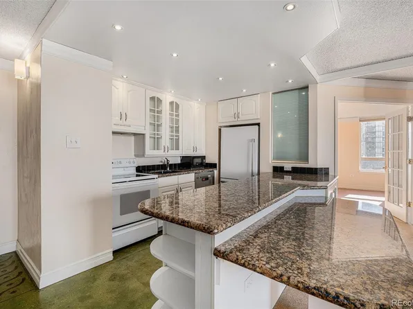 1020 15th Street #21L, Denver, CO 80202