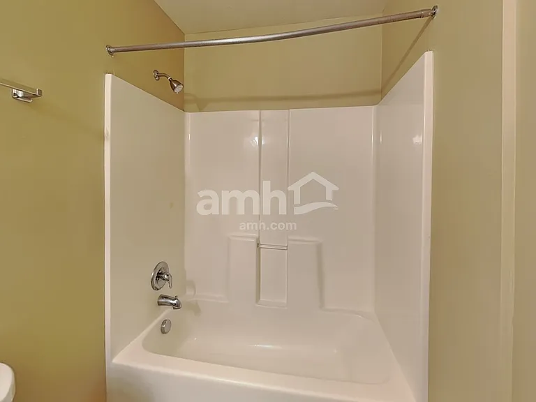 4006 E Dillons Dr — Photo 13