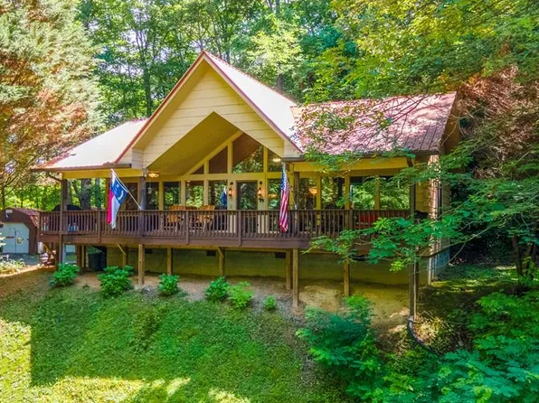 380 Franklin Branch Rd, Topton, NC 28781