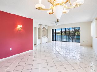 13701 SW 12th St APT 215A, Pembroke Pines, FL 33027