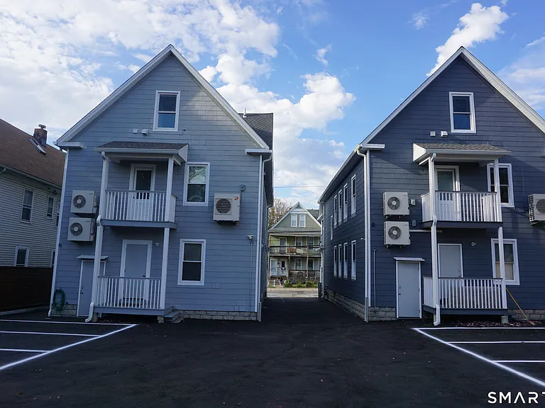 361 Gregory St #1 — Photo 32