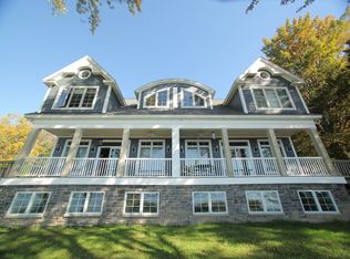 22 Palmer Hts #A, Saratoga Springs, NY 12866