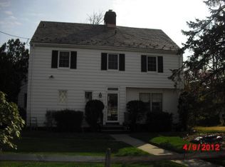 2 Eastdale Rd, White Plains, NY 10605