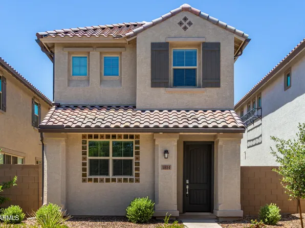 1814 S SENATE Street, Chandler, AZ 85286