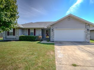 2496 S Timbercreek Ave, Springfield, MO 65807