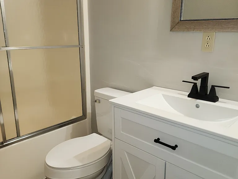 17 Joseph Ln — Photo 18