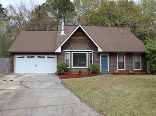 4607 River Run Ct, North Charleston, SC 29420