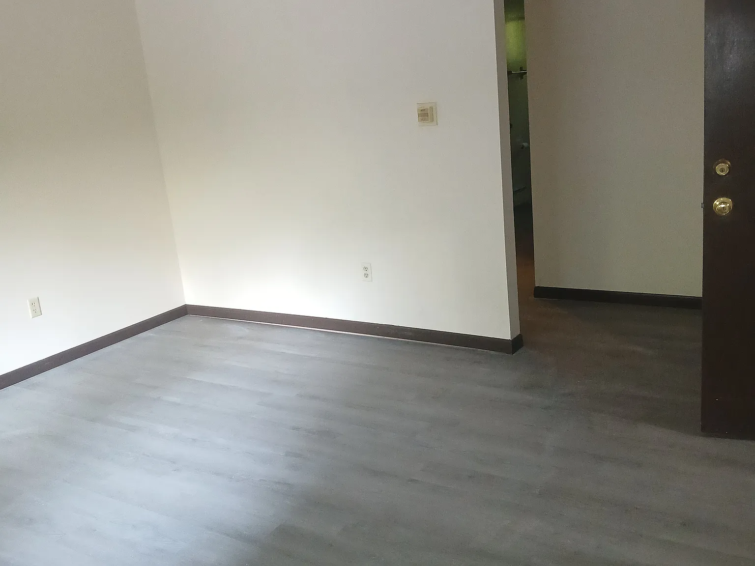 2 bed, 850 sqft, $1,275 — Photo 4