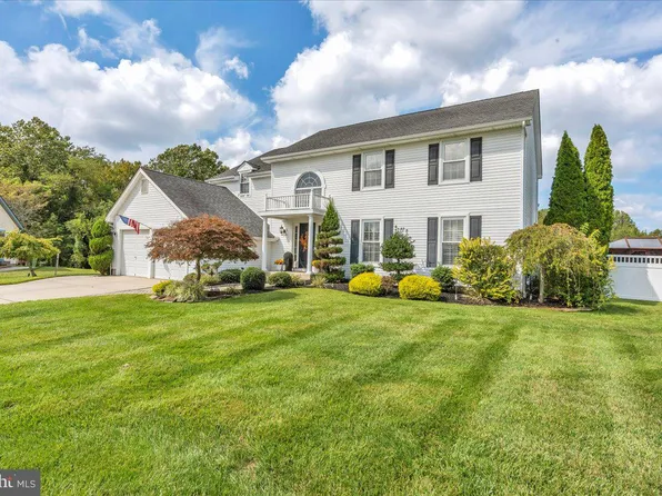 6 Buttonwood Ct, Sewell, NJ 08080