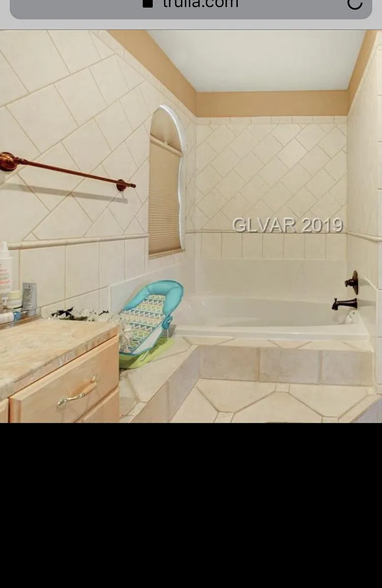 1279 Clagett Ln — Photo 4