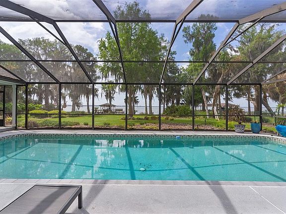 5th image of 60 Sand Lake Pl