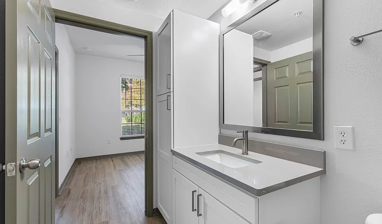 10420 McKinley Dr — Photo 17