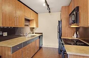 4th image of 7300 Woodlawn Ave NE APT 205