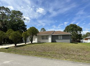 1831 Lameque St NW, Palm Bay, FL 32907