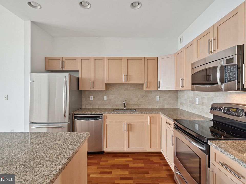 2nd image of 901 N Penn St Unit F1208