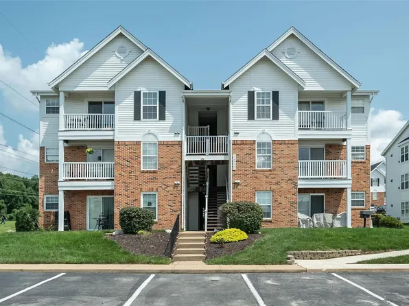 1217 Woodland Point Dr APT A, Saint Louis, MO 63146