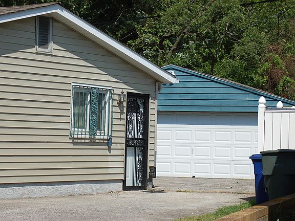 3rd image of 1678 De Porres Dr