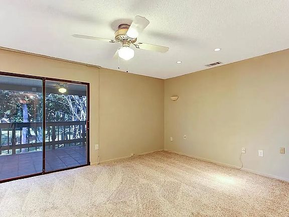 5th image of 7902 Los Robles Ct #7902