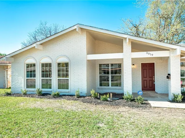 3019 Val Dr, Austin, TX 78723