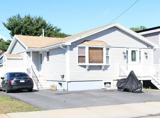 88 Grover St, Everett, MA 02149