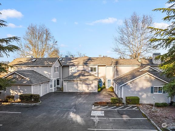 2nd image of 7206 NE 171st Lane