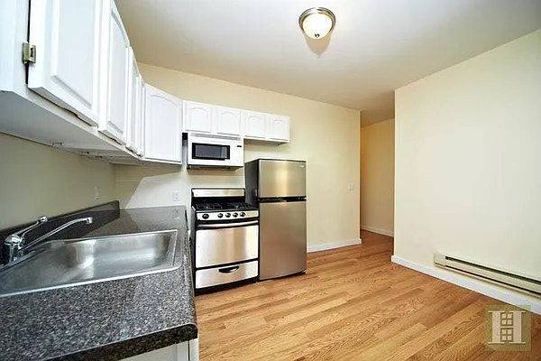 Rented by Halstead Real Estate | media 14