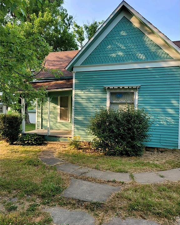 602 Main St, Garden City, MO 64747 Zillow