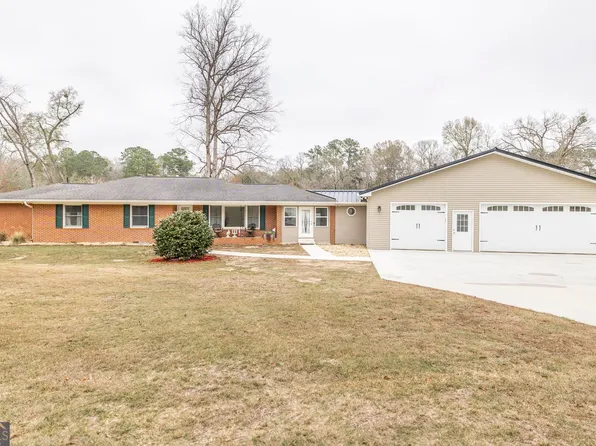 26 Mansfield Dr, Hawkinsville, GA 31036
