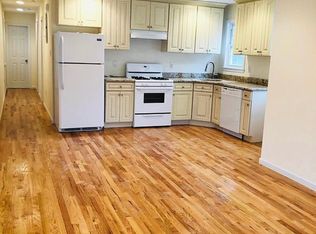 15045 19th Ave #2A, Whitestone, NY 11357