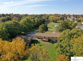 3010 Birchwood Dr, Bellevue, NE 68123