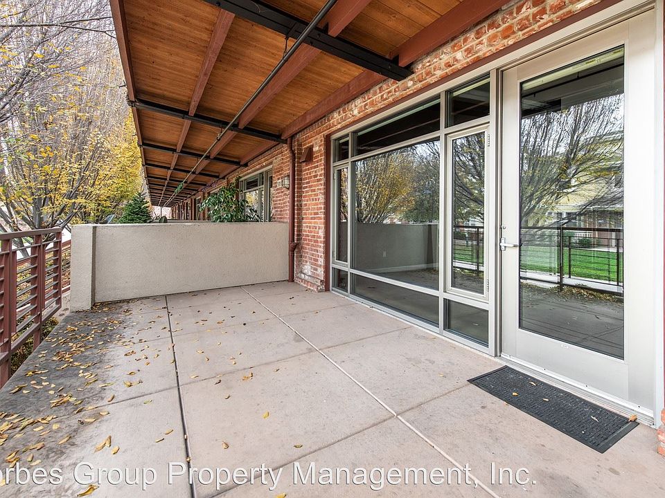 1st image of 572 Manzana Pl