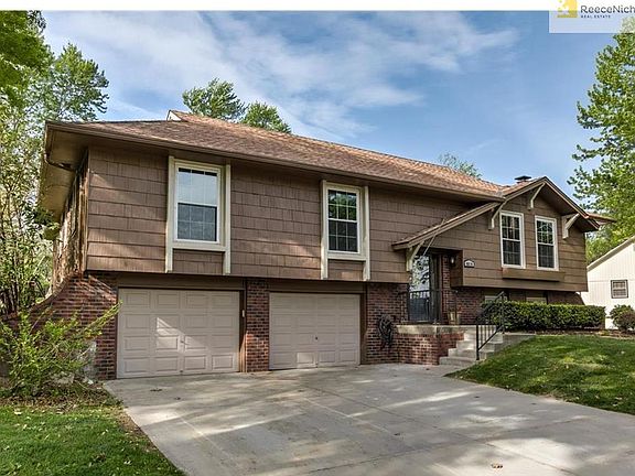 2nd image of 6610 NW Melody Ln E
