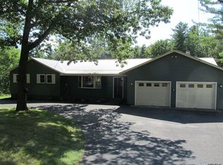 87 Coolidge Hill Rd, Diamond Pt, NY 12824