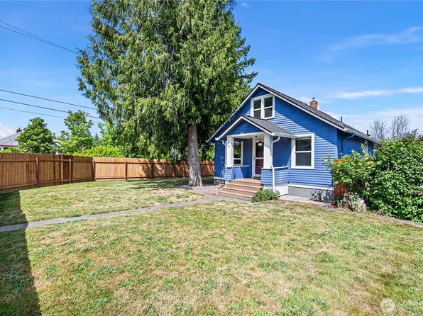 1403 Flower Avenue, Port Orchard, WA 98366