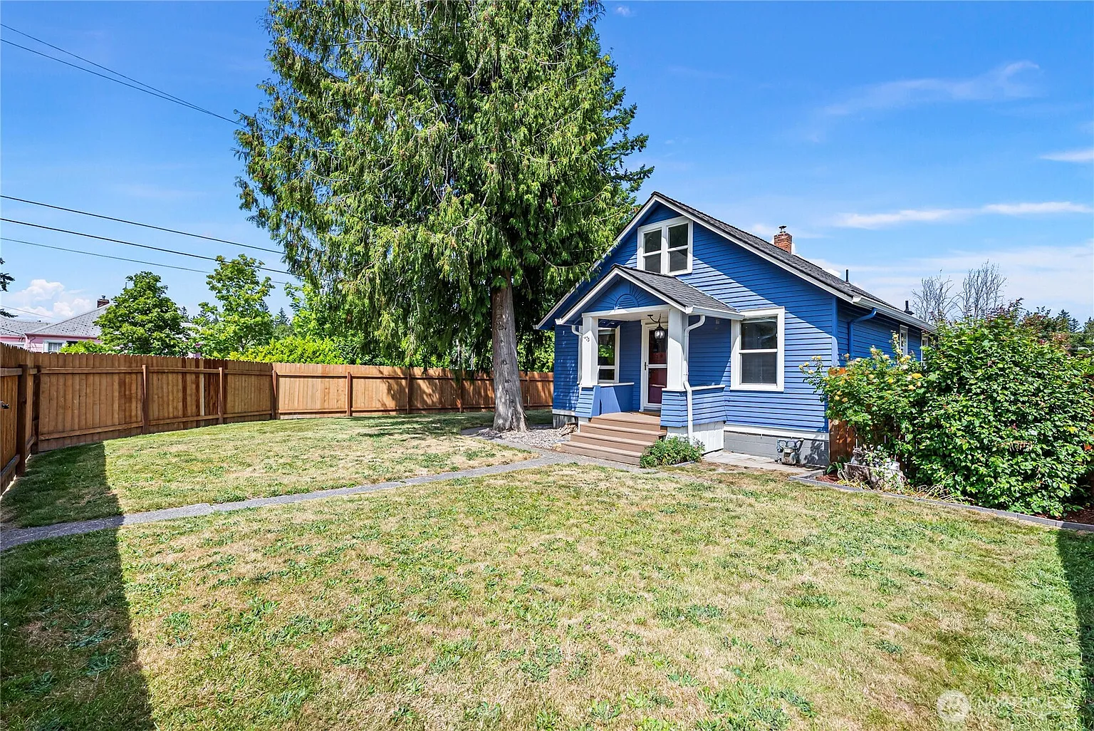 1403 Flower Avenue photo 1