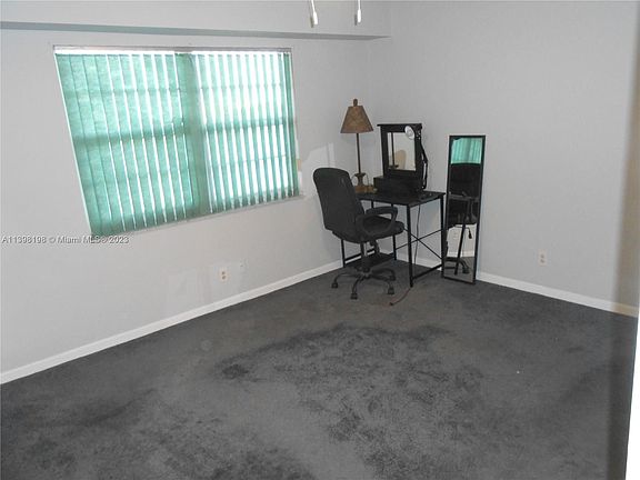 5th image of 3150 W Rolling Hills Cir APT 605