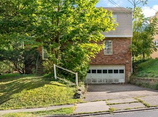 216 Catalpa Pl, Pittsburgh, PA 15228