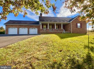 218 Heavenly Acres Ridge Rd, Mercersburg, PA 17236