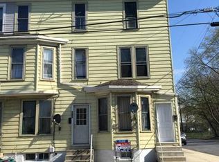 383 E King St, Chambersburg, PA